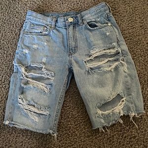 Free people distressed short
